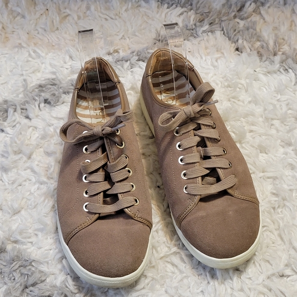 vionic brinley casual sneaker